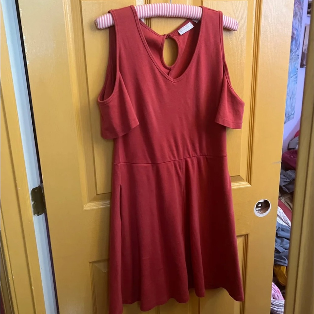 New York and Company Short Sleeve Cold Shoulder‎ Dress